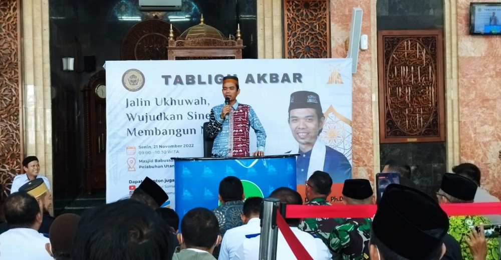 Kegiatan Tablig Akbar di Pelabuhan Makassar