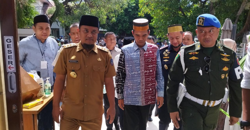 Kegiatan Tablig Akbar di Pelabuhan Makassar