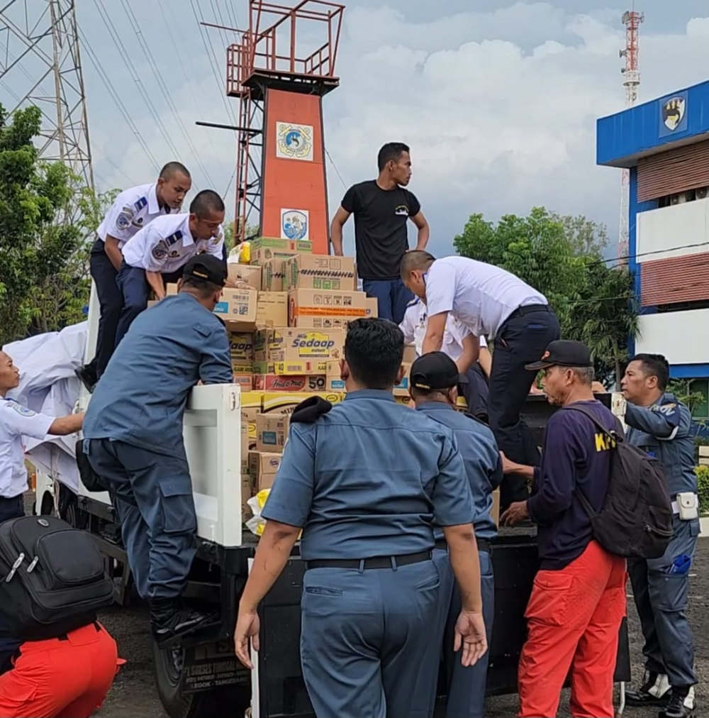 DITJEN HUBLA SALURKAN BANTUAN KEMANUSIAAN GELOMBANG I UNTUK KORBAN GEMPA BUMI CIANJUR