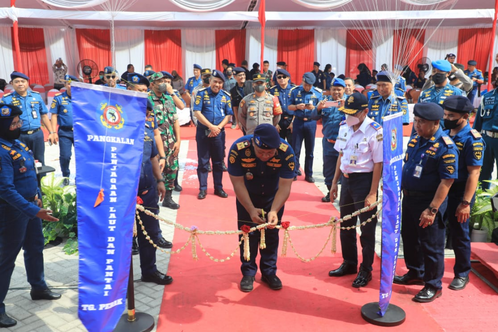 RESMI TEMPATI KANTOR BARU, PANGKALAN PLP TANJUNG PERAK KOMITMEN TINGKATKAN LAYANAN PUBLIK KEPADA MASYARAKAT