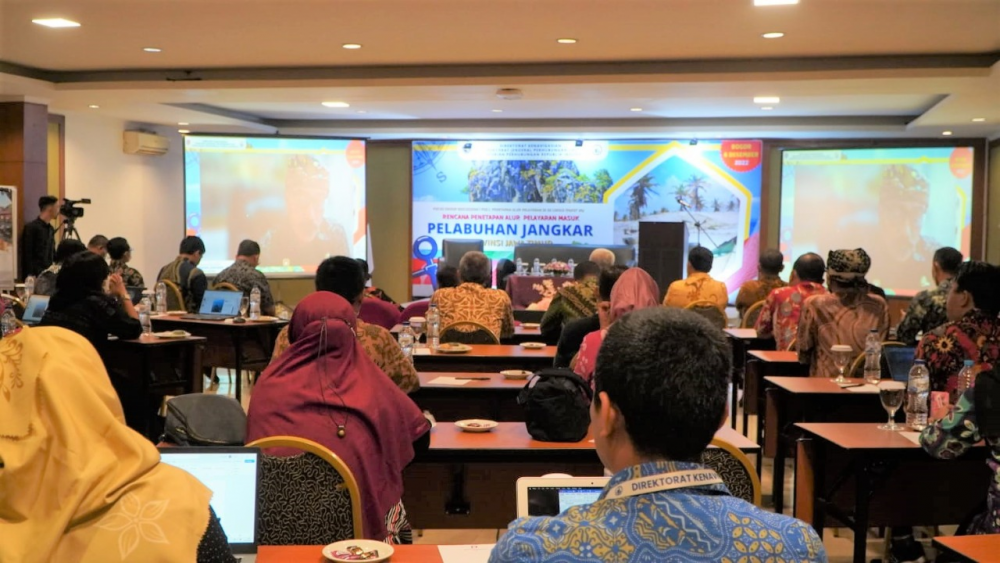 DUKUNG LAYANAN ANGKUTAN PENYEBERANGAN DI JAWA TIMUR, DITJEN HUBLA SEGERA TETAPKAN ALUR MASUK PELABUHAN JANGKAR