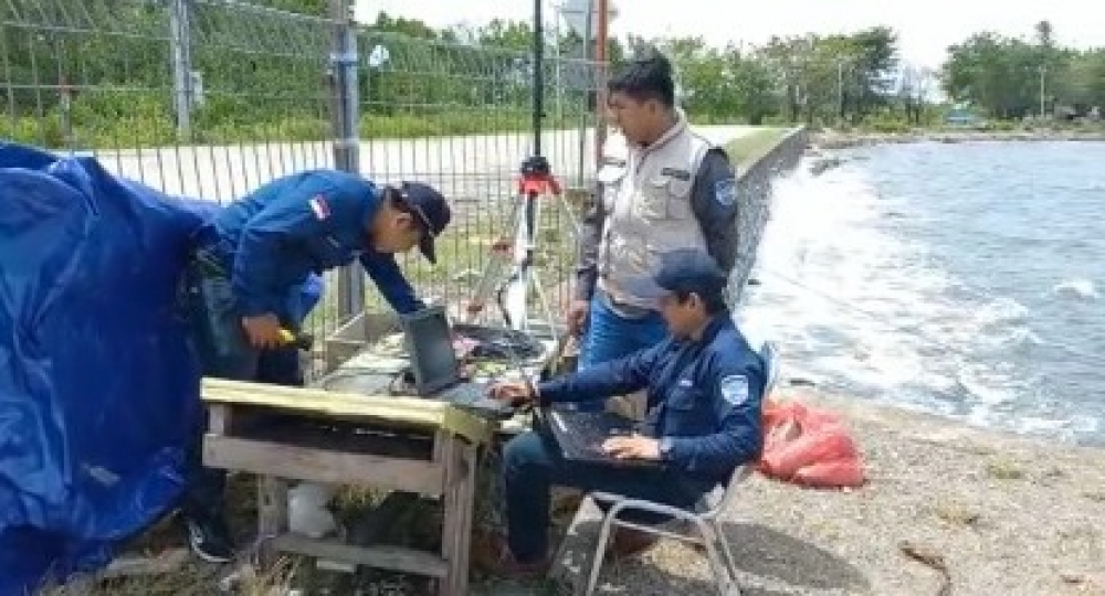 LAKUKAN SURVEY HIDRO-OSEANOGRAFI, KEMENHUB SEGERA TETAPKAN ALUR PELAYARAN MASUK PELABUHAN GARONGKONG