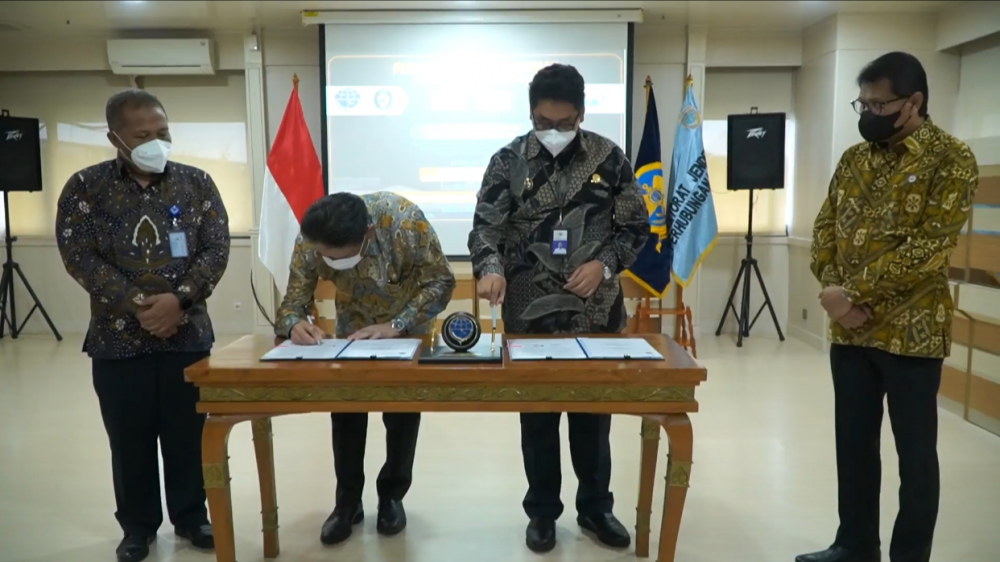 LANJUTKAN PEMBANGUNAN PELABUHAN PATIMBAN, KEMENHUB TANDATANGANI KONTRAK PAKET 5: KONSTRUKSI CAR TERMINAL