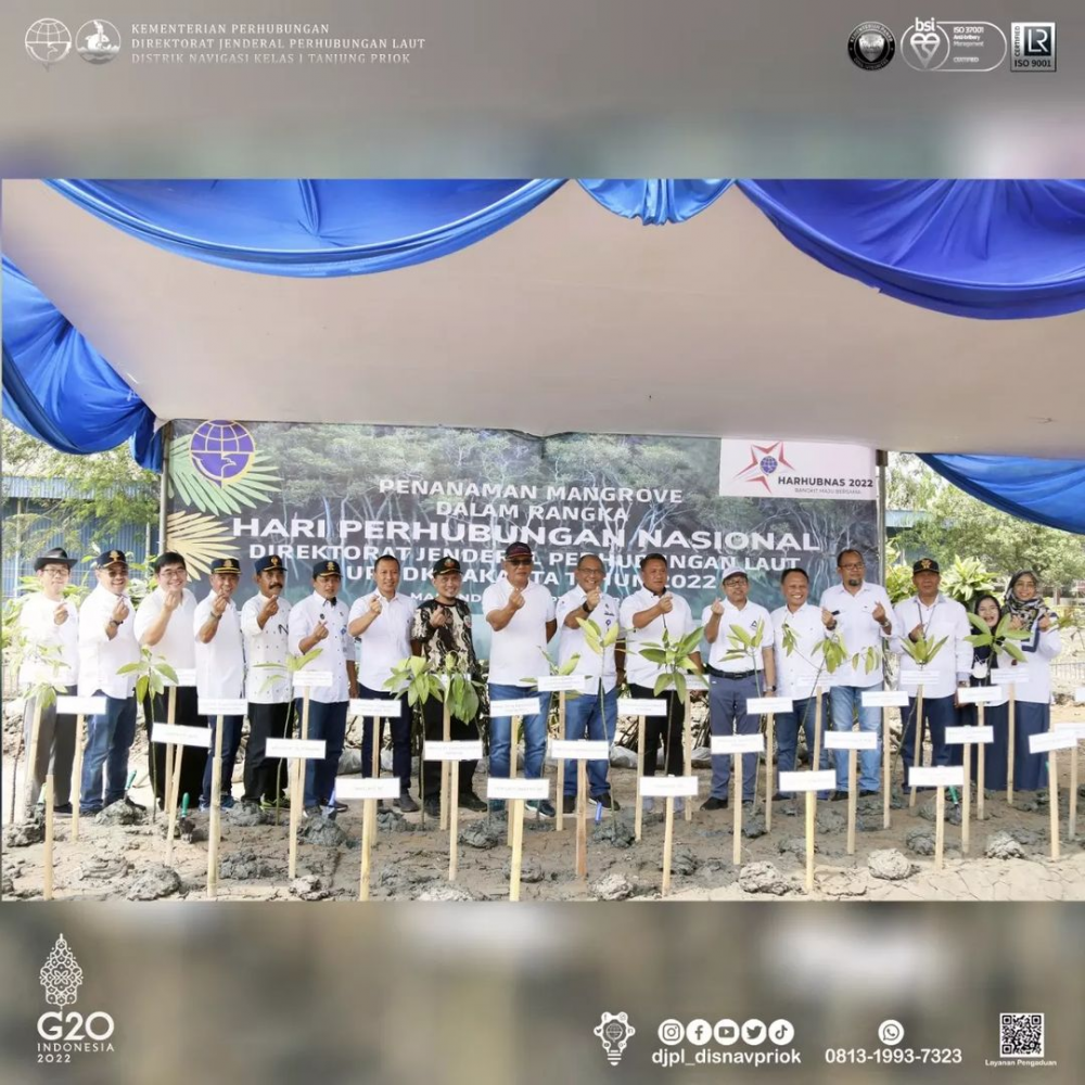Penanaman Mangrove Dalam Rangka Hari Perhubungan Nasional