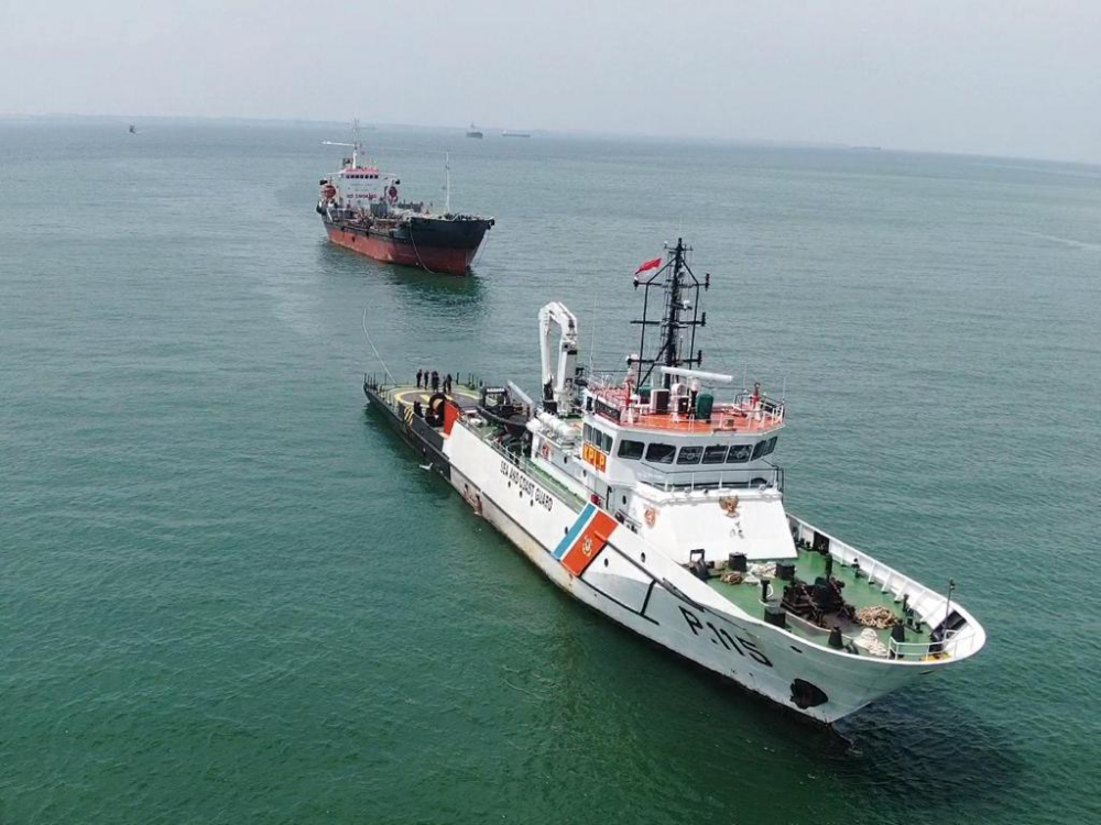 50 TAHUN KPLP: TERUS BERSINERGI MENJAGA LAUT DAN PANTAI INDONESIA