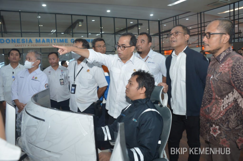 *Tingkatkan Daya Saing Logistik, Menhub Dorong Digitalisasi Layanan Kepelabuhanan