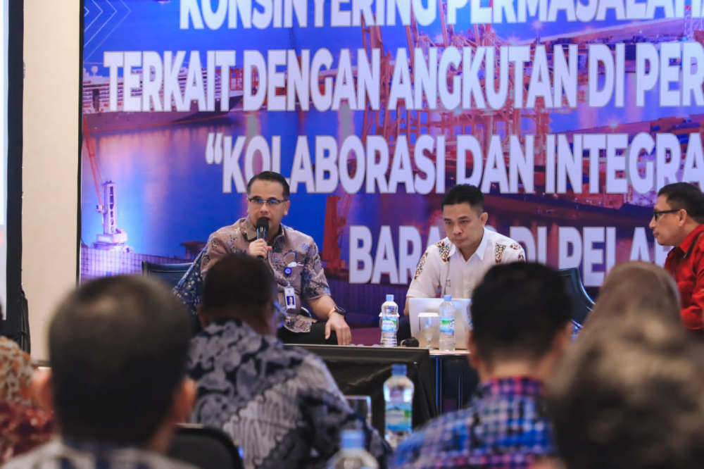 KEMENHUB MINTA STAKEHOLDER TINGKATKAN PELAYANAN BONGKAR MUAT DI PELABUHAN