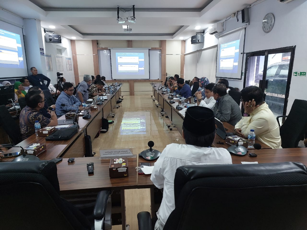 Rapat Klarifikasi  Teknis Rencana Reklamasi di depan Break Water Pulau Lae-Lae