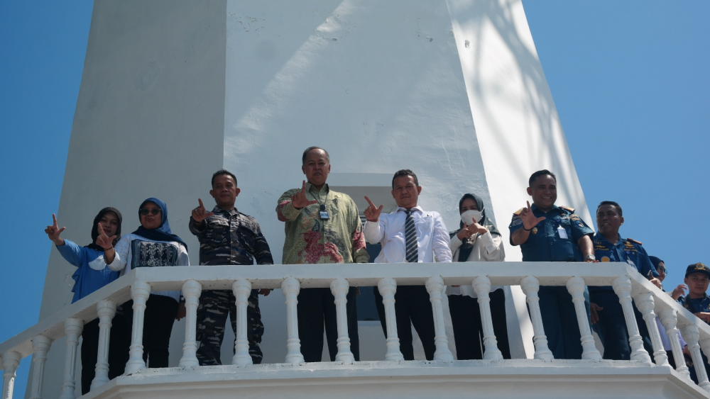 JADI IKON WISATA BARU, KEMENHUB RESMIKAN RAMBU SUAR UJUNG KARANG MEULABOH T.20 M di ACEH BARAT