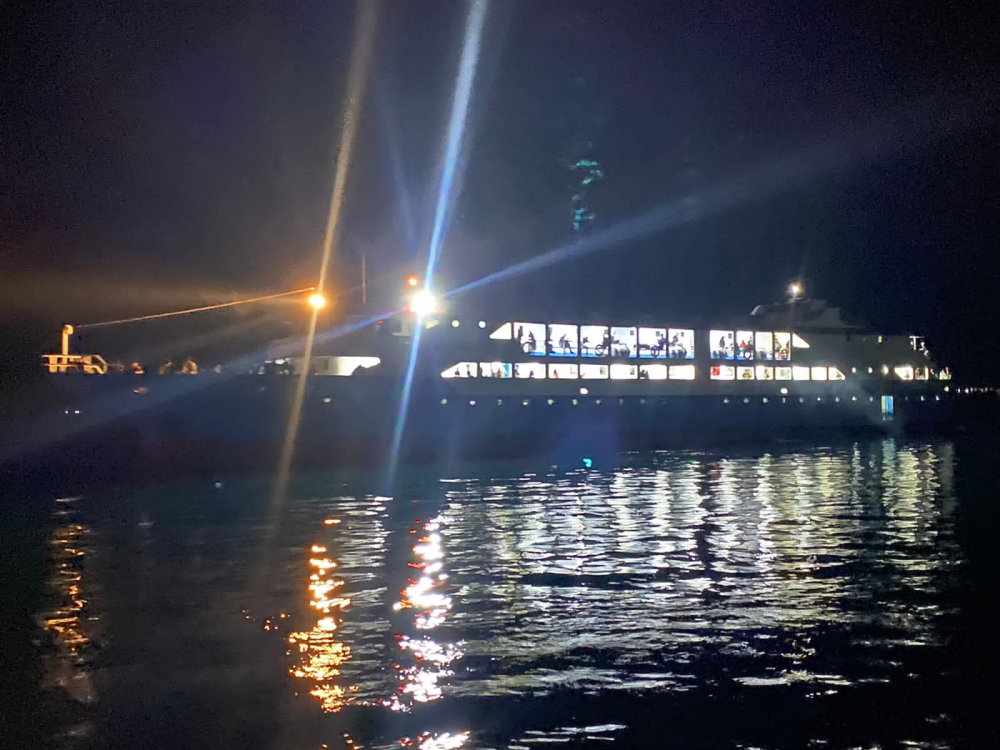 ANGKUT RATUSAN PENUMPANG, DUA KAPAL YANG BERTOLAK DARI BACAN TIBA DI TERNATE DENGAN SELAMAT