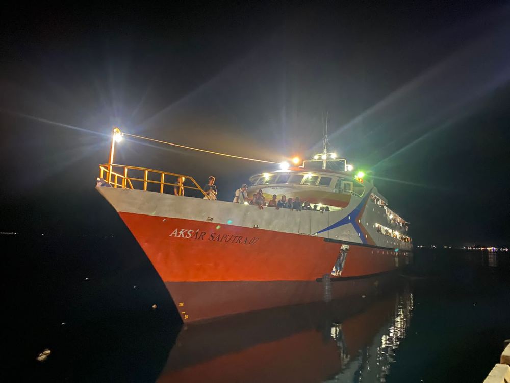626 ORANG BERTOLAK DARI PELABUHAN BABANG DAN KUPAL MENUJU KOTA TERNATE PADA SENIN 10 APRIL 2023