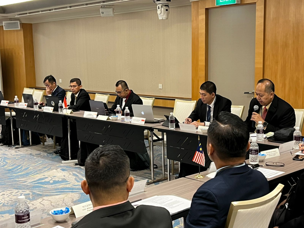 INDONESIA BERSAMA MALAYSIA, SINGAPURA DAN MALACCA STRAITS COUNCIL BAHAS KESELAMATAN PELAYARAN DI SELAT MALAKA DAN SELAT SINGAPURA