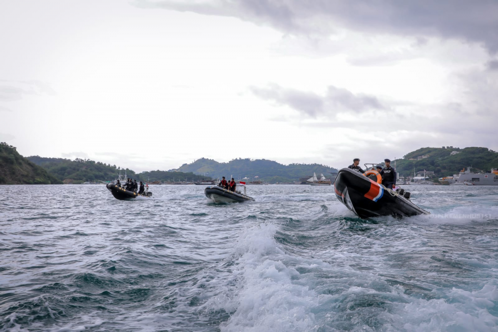 Komitmen Jaga Keselamatan Perairan Labuan Bajo Selama KTT ASEAN 42 Berlangsung, Awak Kapal Patroli KPLP Mendapat Apresiasi