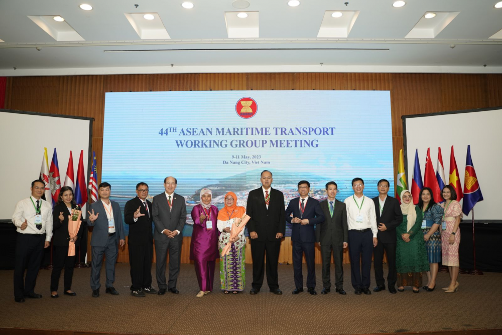 Indonesia Sampaikan Dukungan Program Dekarbonisasi pada Pertemuan ke-44 ASEAN Maritime Transport Working Group (MTWG) di Vietnam