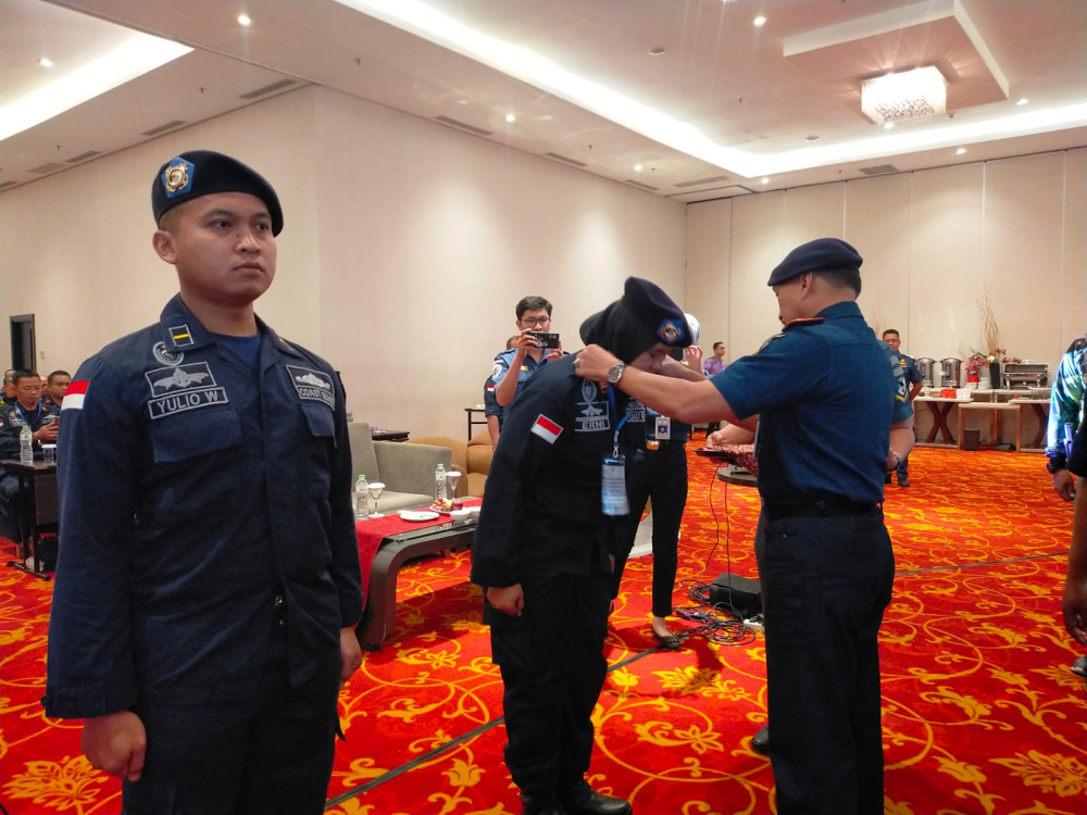 KPLP MENYIAPKAN AWAK KAPAL NEGARA PATROLINYA DENGAN KETERAMPILAN MENEMBAK