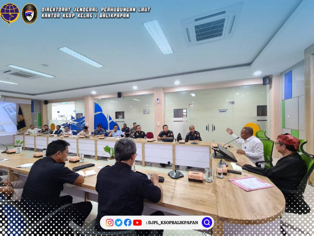 Gunakan Aplikasi Barcode Untuk Pengawasan Truck Monitor Transportasi Laut
