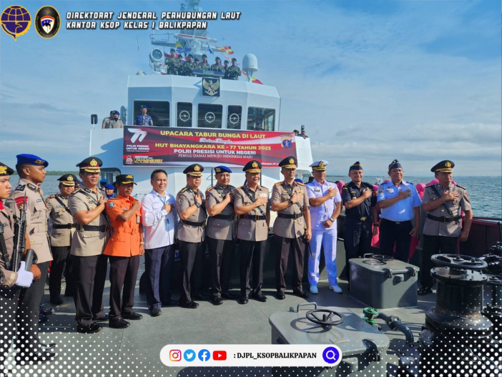 Hadiri Upacara Tabur Bunga Hari Bhayangkara ke 77