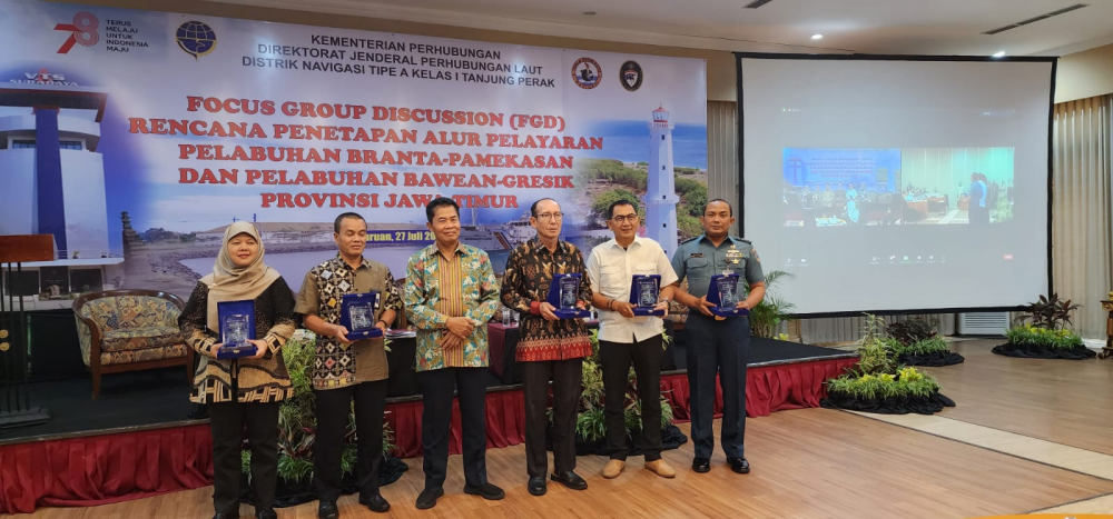 KEMENHUB SEGERA TETAPKAN ALUR PELABUHAN BRANTA-PAMEKASAN DAN PELABUHAN BAWEAN