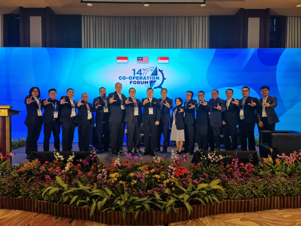 INDONESIA BAHAS TANTANGAN DAN PELUANG MENGHADAPI ERA MARITIME AUTONOMOUS PADA PERTEMUAN CO-OPERATION FORUM KE-14 DI SINGAPURA