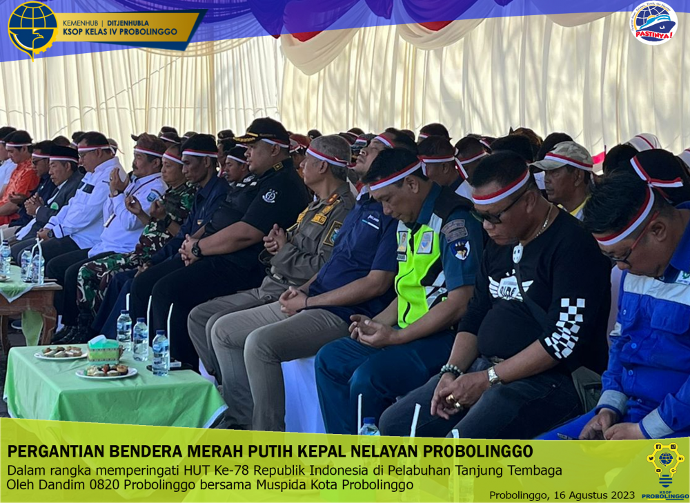 MERIAH, PELAKSANAAN PENGGANTIAN BENDERA MERAH PUTIH KAPAL NELAYAN PROBOLINGGO