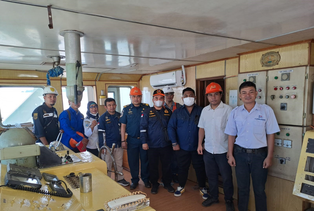 Kantor Kesyahbandaran dan Otoritas Pelabuhan Kalianget Gelar Pelaksanaan Sea Trial KM Bukit Patung di PT. Adiluhung Saranasegara Indonesia