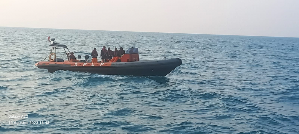 Kemenhub Kerahkan Kapal Patroli KPLP Cari  Korban Tenggelamnya KM Dewi Noor 1 di Perairan Kepulauan Seribu