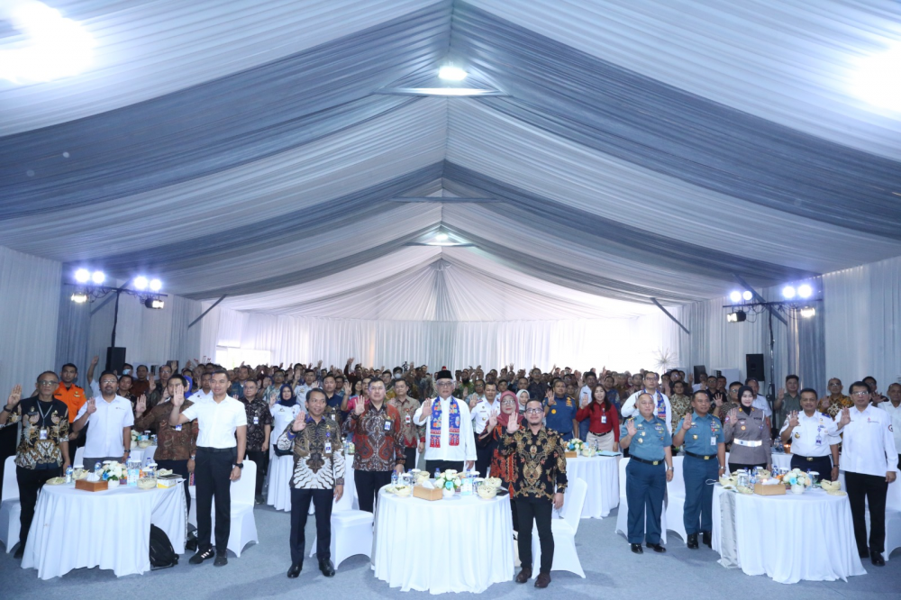 TINGKATKAN KUALITAS DAN AKUNTABILITAS PELAYANAN PUBLIK, DISNAV TIPE B KELAS I TANJUNG PRIOK GELAR FORUM KOMUNIKASI PUBLIK "REMPUG BAHARI"