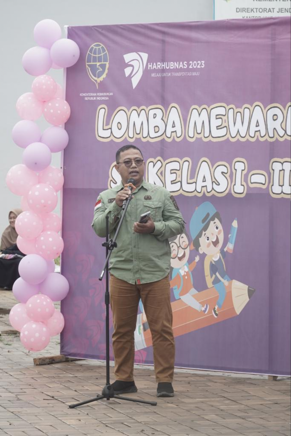 Meriahkan HARHUBNAS 2023, Kemenhub Gelar Lomba Mewarnai Bagi Siswa Di Daerah Perbatasan RI