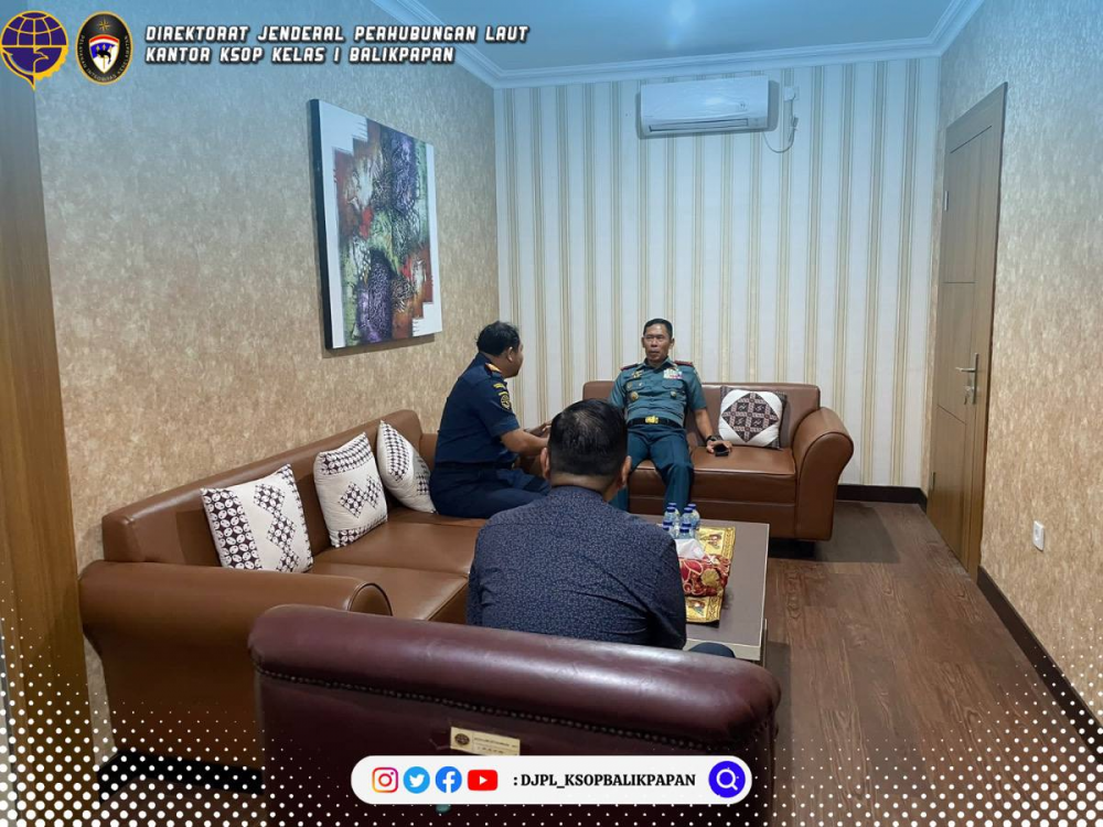 Silaturahmi Danlanal Balikpapan  Kepala Kantor KSOP Kelas I Balikpapan Capt Bharto Ari Raharjo mendapat kujungan dari Danlanal Balikpapan Kolonel Laut (P) Hendriman Putra