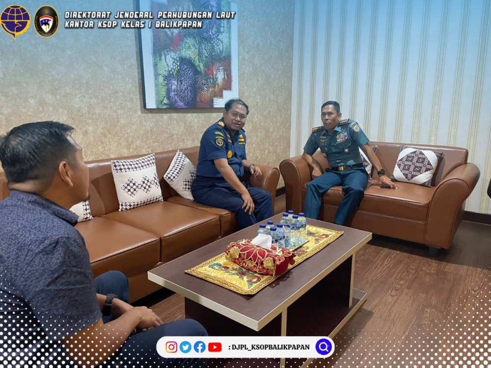 Silaturahmi Danlanal Balikpapan  Kepala Kantor KSOP Kelas I Balikpapan Capt Bharto Ari Raharjo mendapat kujungan dari Danlanal Balikpapan Kolonel Laut (P) Hendriman Putra