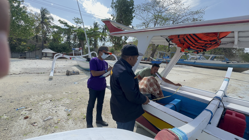 Gerai Pas Kecil Gratis Di Dusun Orong Bukal, Desa Sekotong Indah, Kecamatan Sekoting Barat, Kabupaten Lombok Barat NTB