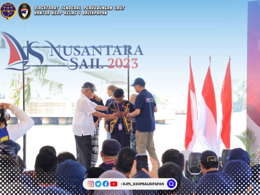 Kepala KSOP Dampingi Menhub Tanam Pohon Mangrove