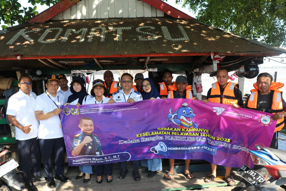 KSOP BANJARMASIN GELAR KAMPAYE KESELAMATAN PELAYARAN DAN PELUNCURAN PROGRAM SYAHBANDAR MEMBINA (SYAHBINA)