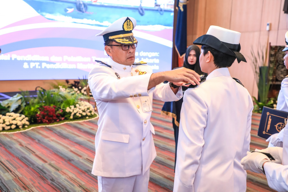 KEMENHUB LANTIK 92 PERWIRA PANDU, 3 DIANTARANYA PANDU WANITA