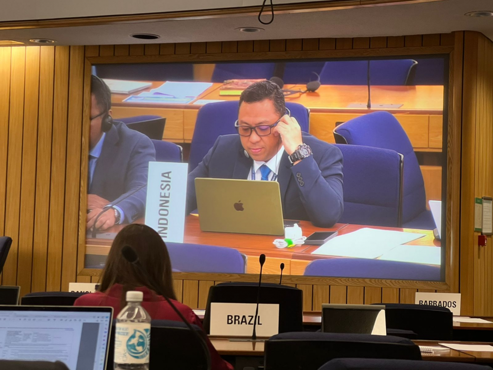 INDONESIA HADIRI SIDANG SUB-COMMITTEE ON CARRIAGE OF CARGOES AND CONTAINER KE-9 IMO