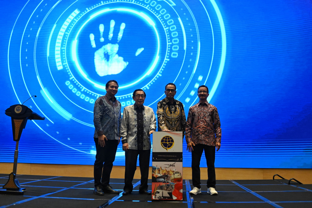 Menhub Dukung Kolaborasi DP World dan Maspion Group Bangun Terminal Petikemas Berkapasitas 3 Juta TEUs di Jawa Timur