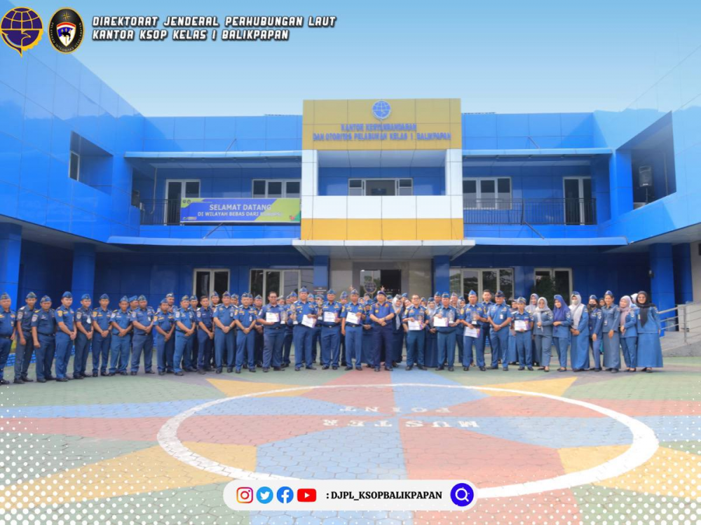 Pimpin Apel dan bagikan Hadiah Lomba Biliar Perayaan Harhubnas