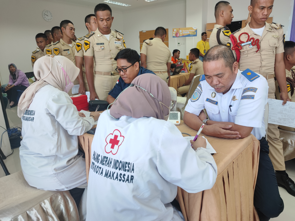Donor Darah Kolaborasi OPU Makassar, KSU Makassar, Disnav Makassar, PIP Makassar dan Poltekpel Barombong.