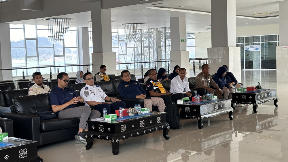 Banchmarking Pelabuhan Gilimas sebagai Pelabuhan Sehat.