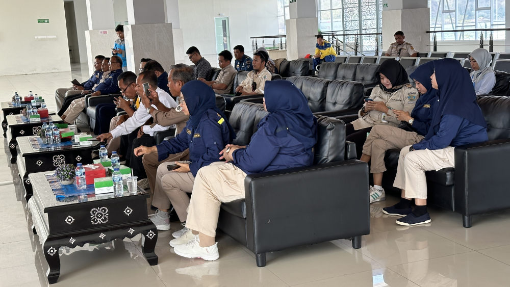 Banchmarking Pelabuhan Gilimas sebagai Pelabuhan Sehat.