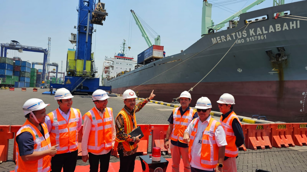 TRAYEK TOL LAUT HUB-SPOKE CLUSTER NTT UNTUK PENINGKATAN LAYANAN DISTRIBUSI BAPOKTING