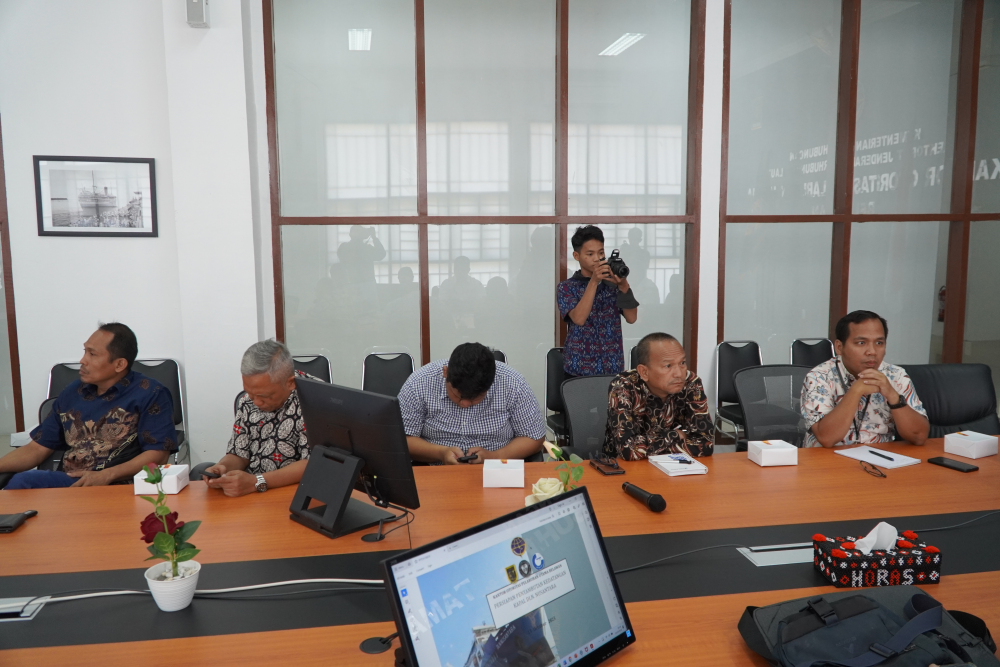 =PENGOPERASIAN KAPAL RORO KM. DLN NUSANTARA=