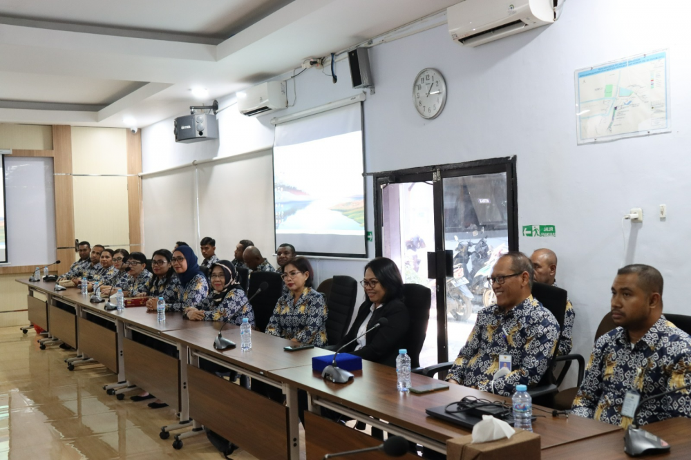 Studi Banding Pelayanan Publik