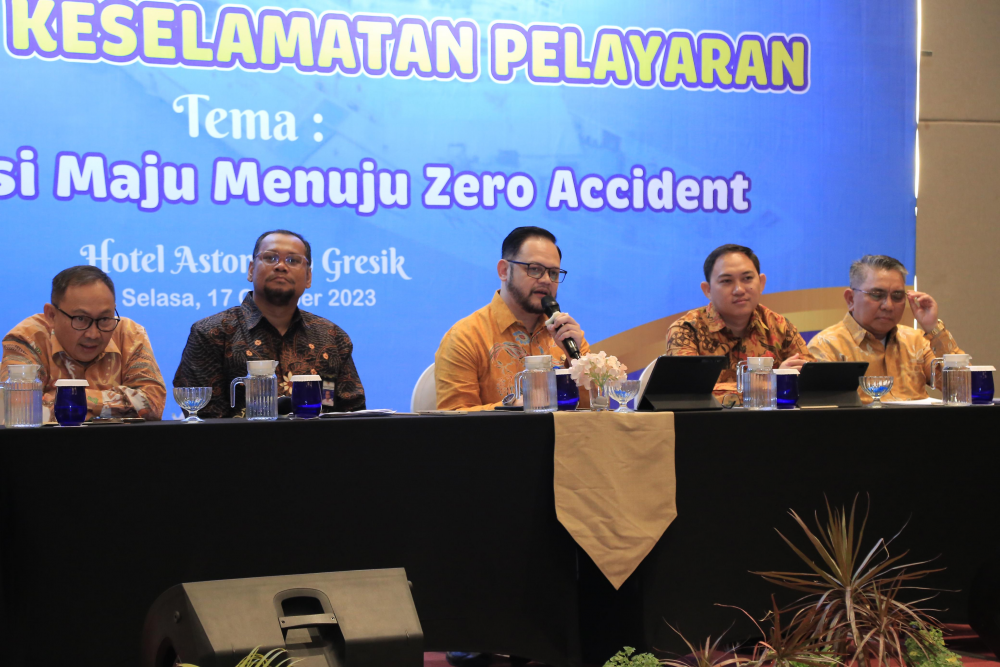 GELAR SOSIALISASI KESELAMATAN PELAYARAN, KSOP GRESIK USUNG TEMA “TRANSPORTASI MAJU MENUJU ZERO ACCIDENT”