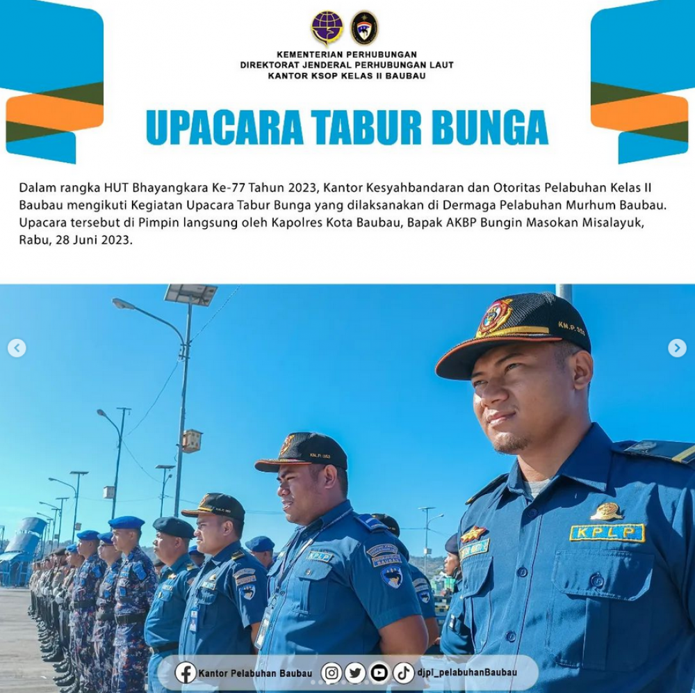 Upacara Tabur Bunga dalam Rangka HUT Bhayangkara