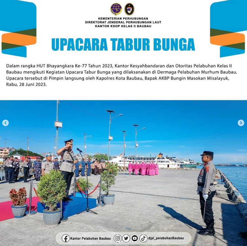 Upacara Tabur Bunga dalam Rangka HUT Bhayangkara