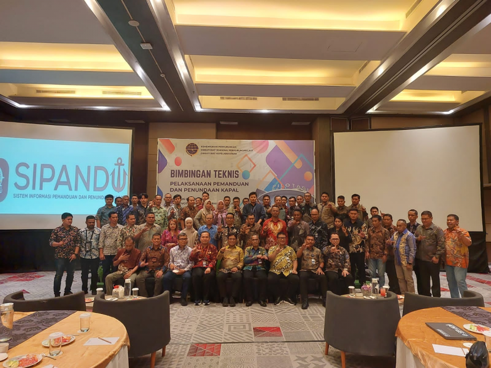 Kemenhub Tingkatkan Profesionalisme Pelayanan Pemanduan dan Penundaan Kapal