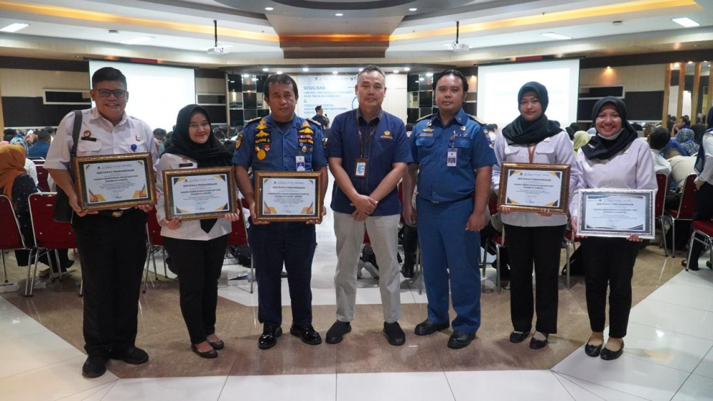 KSOP KELAS II GRESIK RAIH PERINGKAT SATU PENGHARGAAN BIDANG KEUANGAN