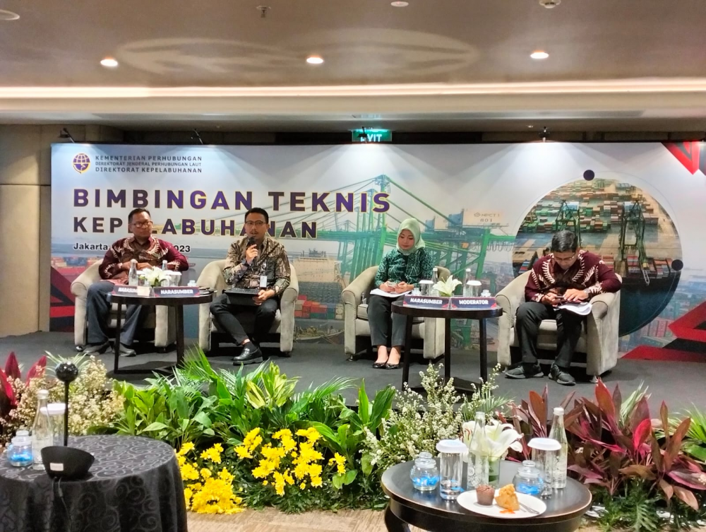 SAMAKAN PERSEPSI TAHAPAN PEMBANGUNAN PELABUHAN, KEMENHUB SELENGGARAKAN BIMTEK KEPELABUHANAN