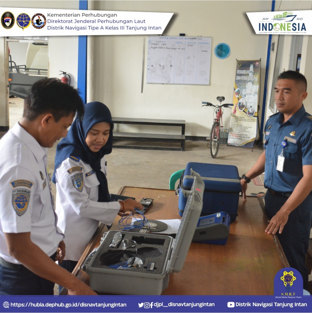 Pemeriksaan Kesehatan Lingkungan Kerja Pelayaran di Distrik Navigasi Tipe A Kelas III Tanjung Intan oleh Balai Kesehatan Kerja Pelayaran Kemenhub.